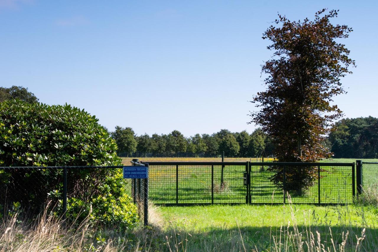 Bed And Breakfast Lindershoeve Bergeijk Luaran gambar